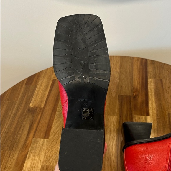 L’intervalle Red Leather Zip Up Heeled Boot - Picture 7 of 10